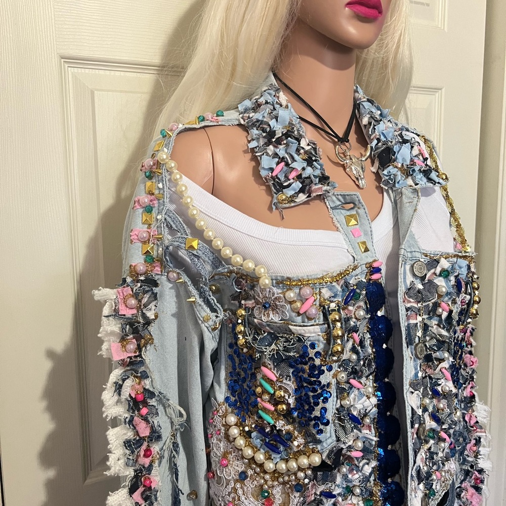One of a kind jacket.Size Large
Brand new Jean jacket. - Picture 3 of 3